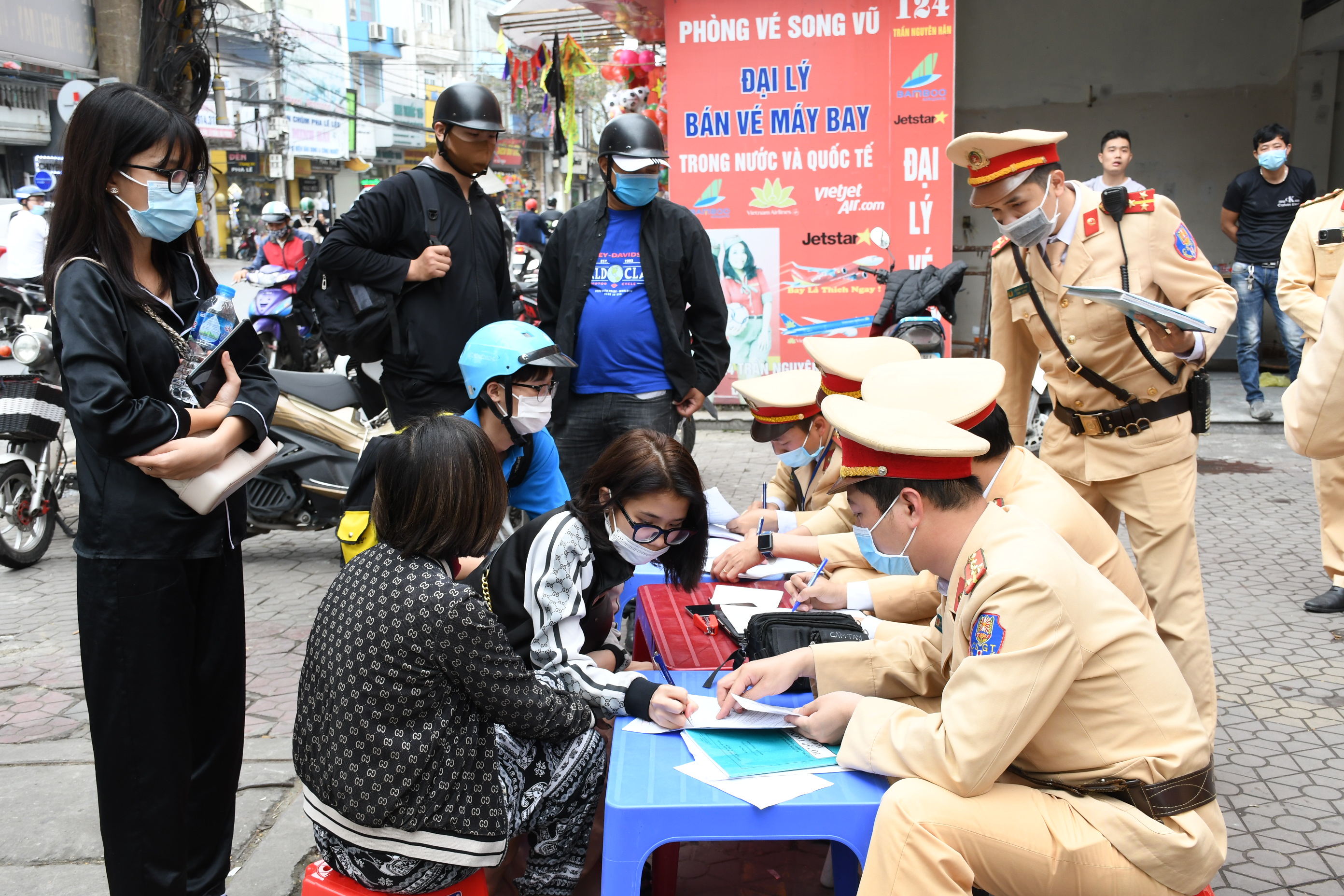 Xử lý 6.680 trường hợp vi phạm trật tự an toàn giao thông trong quý 3 năm 2021